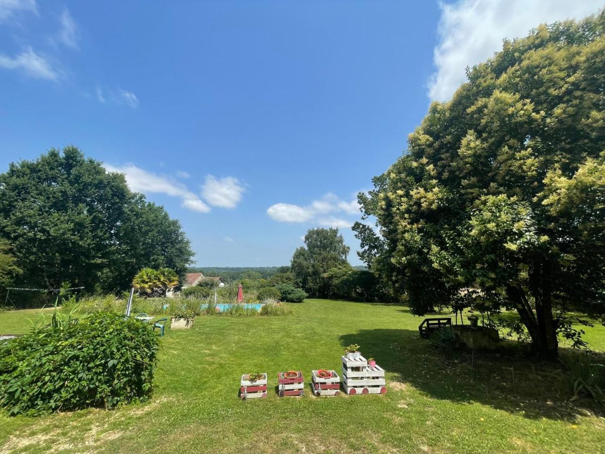 Domaine Pierrot Bed & Breakfast Laujuzan ภายนอก รูปภาพ